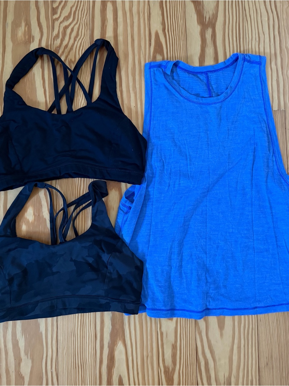 Lululemon Blue Women's Tank Top & Black/Black Camo Free To Be Serene Sports Bra